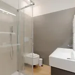 Appartement Guesthost - Stazione Sleek *