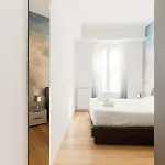 Guesthost - Stazione Sleek Appartement