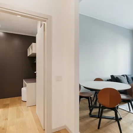 Guesthost - Stazione Sleek Milaan